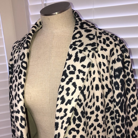J&M animal print blazer - Picture 2 of 7
